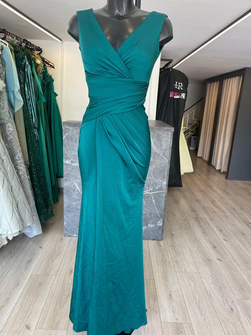 “Fresh Green” long simple v neck with slit 1376